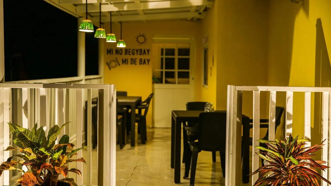 Albergue Big V Raizal Home San Andrés